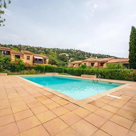 Appartement Le Hameau Du Soleil-4 By Interhome Cavalaire-sur-Mer
