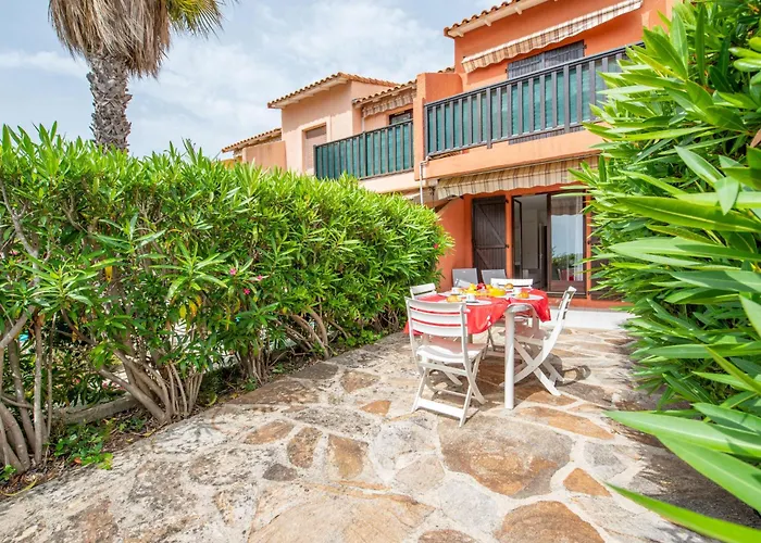 아파트 Le Hameau Du Soleil-4 By Interhome 카발레르쉬르메르